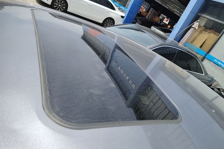 Used Roewe i6 MAX 2020 300TGI Automatic "Swell Cool Smart Drive" Edition Roof