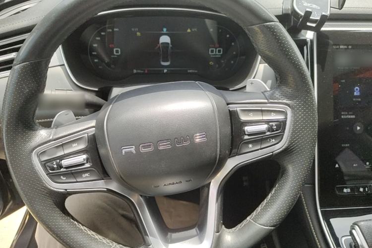 Used Roewe i6 MAX 2020 300TGI Automatic "Swell Cool Smart Drive" Edition Steering Wheel