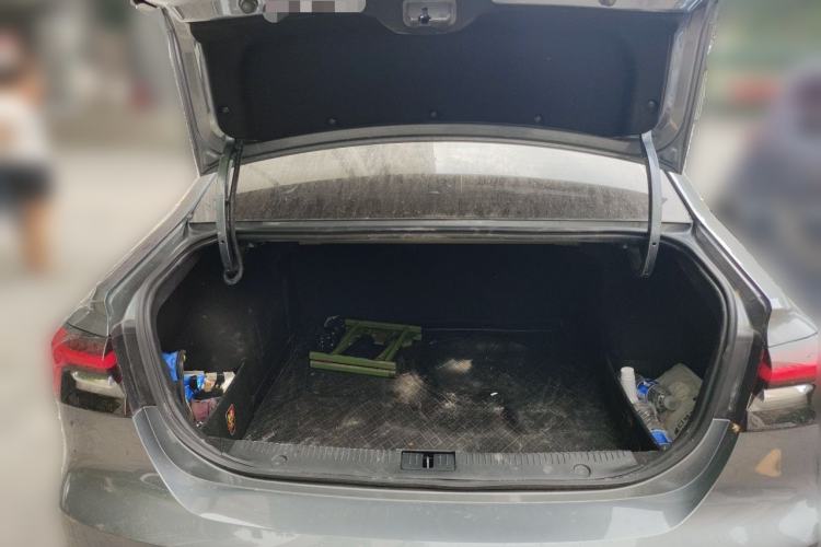 Used Roewe i6 MAX 2020 300TGI Automatic Sporty Cool Edition Trunk