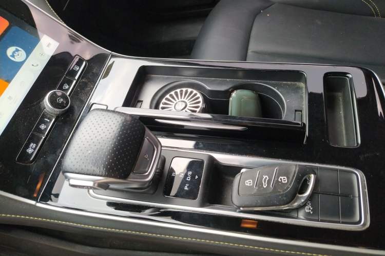 Used Roewe i6 MAX 2020 300TGI Automatic Sporty Cool Edition Vehicle Key
