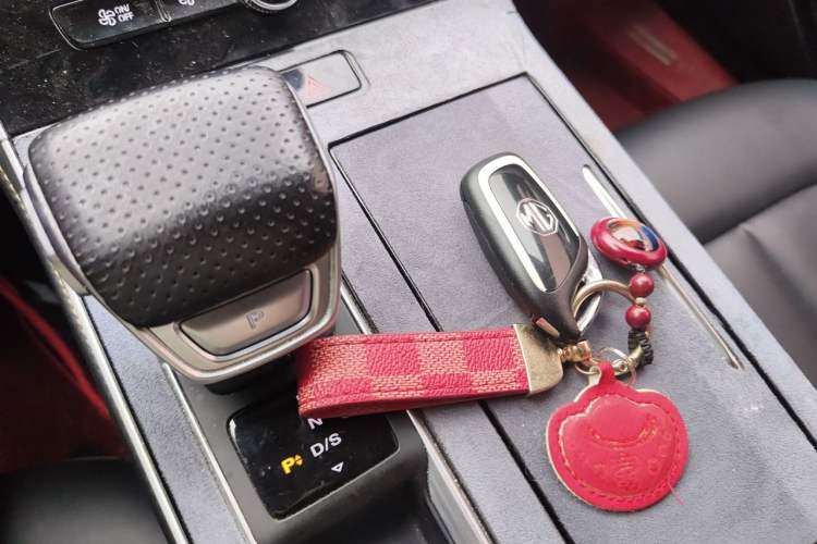 Used Roewe i6 MAX 2020 300TGI Automatic "Swell Cool Smart Drive" Edition Vehicle Key
