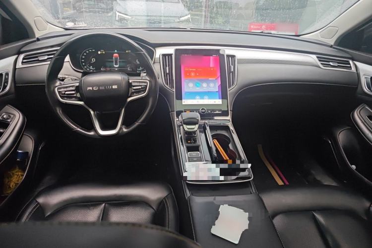 Used Roewe i6 MAX 2020 300TGI Automatic "Swell Cool Smart Drive" Edition Center Console