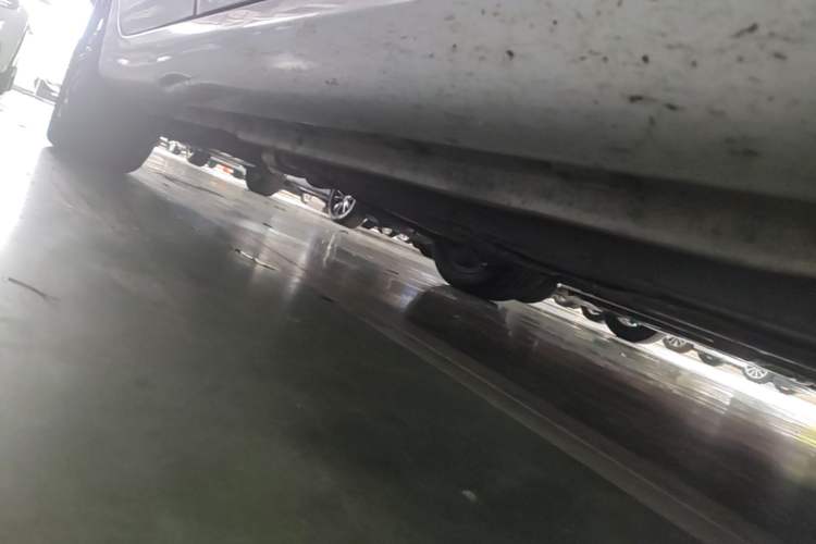 Used Roewe i6 MAX 2020 300TGI Automatic "Swell Cool Smart Drive" Edition Chassis Front Right