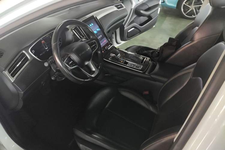 Used Roewe i6 MAX 2020 300TGI Automatic "Swell Cool Smart Drive" Edition Driver Seat
