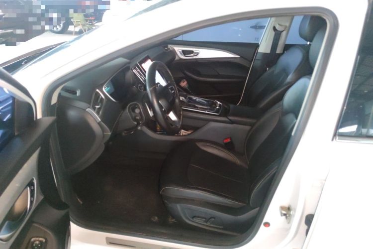 Used Roewe i6 MAX 2020 300TGI Automatic "Swell Cool Smart Drive" Edition Driver Seat