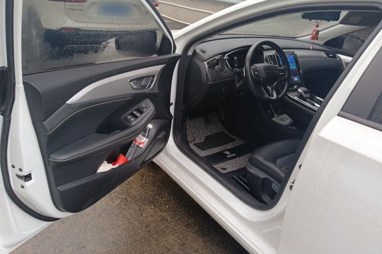 Used Roewe i6 MAX 2020 300TGI Automatic Sporty Cool Edition Driver Seat