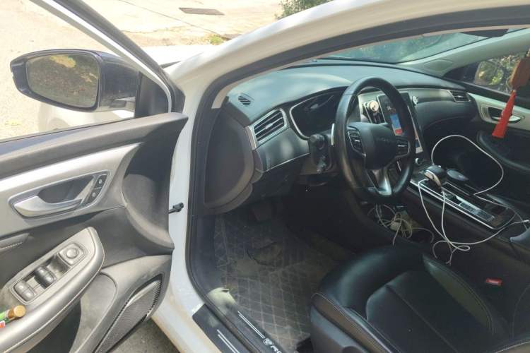 Used Roewe i6 MAX 2020 300TGI Automatic Sporty Cool Edition Driver Seat