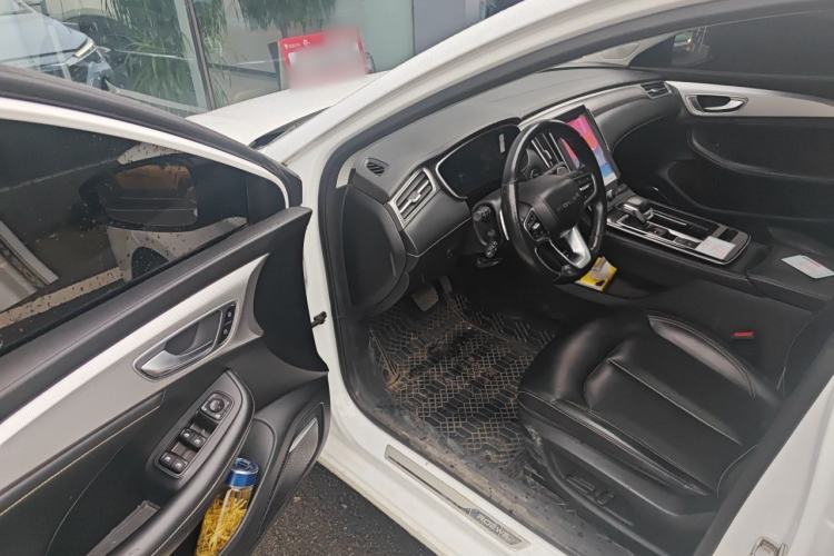 Used Roewe i6 MAX 2020 300TGI Automatic "Swell Cool Smart Drive" Edition Driver Seat