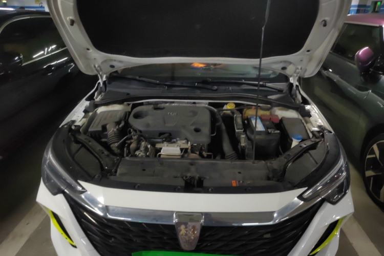 Used Roewe i6 MAX 2020 300TGI Automatic "Swell Cool Smart Drive" Edition Engine Bay