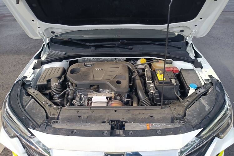 Used Roewe i6 MAX 2020 300TGI Automatic Sporty Cool Edition Engine Bay
