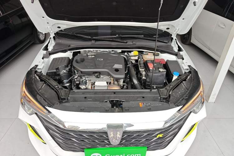Used Roewe i6 MAX 2020 300TGI Automatic Supreme Edition with Cool Sunroof and Advanced Driving Features Engine Bay