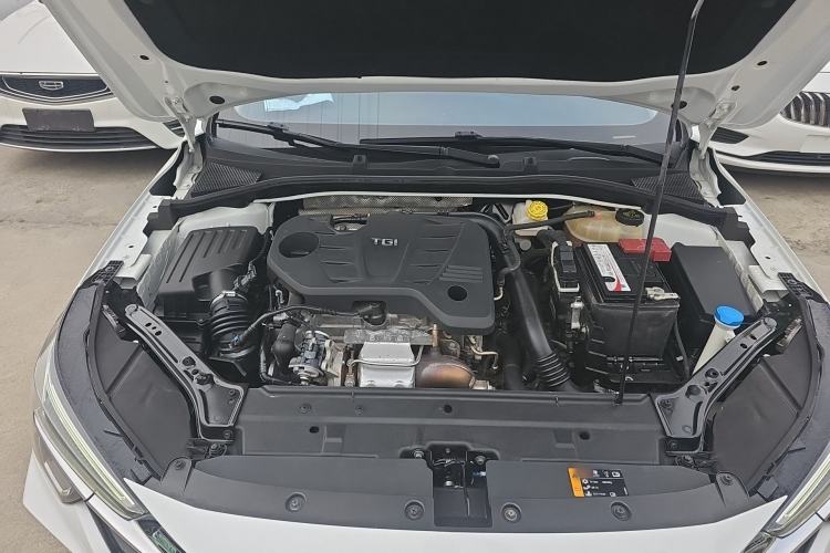Used Roewe i6 MAX 2020 300TGI Automatic "Swell Cool Smart Drive" Edition Engine Bay