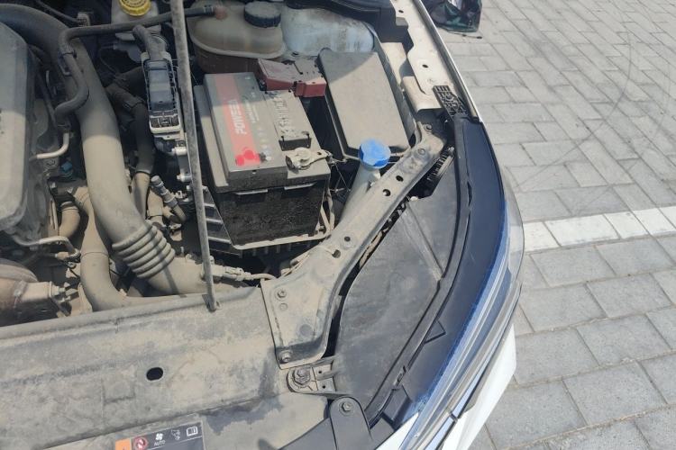 Used Roewe i6 MAX 2020 300TGI Automatic "Swell Cool Smart Drive" Edition Engine Bay Left