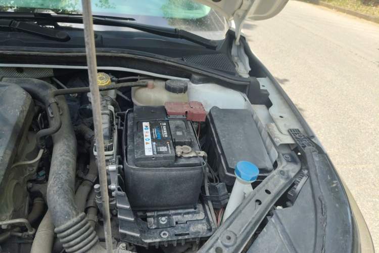 Used Roewe i6 MAX 2020 300TGI Automatic Sporty Cool Edition Engine Bay Left