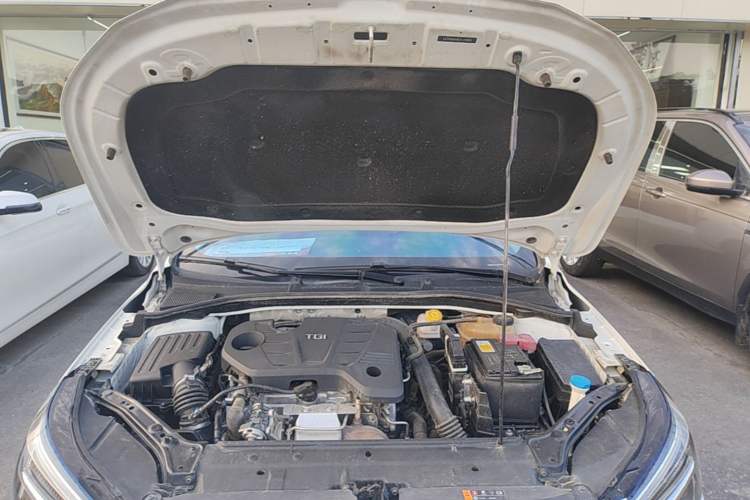 Used Roewe i6 MAX 2020 300TGI Automatic "Swell Cool Smart Drive" Edition Engine Bay