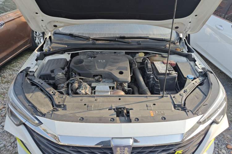 Used Roewe i6 MAX 2020 300TGI Automatic "Swell Cool Smart Drive" Edition Engine Bay