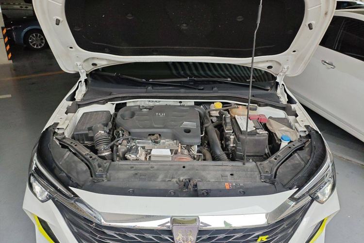 Used Roewe i6 MAX 2020 300TGI Automatic Cool & Stylish Skyroof Edition Engine Bay