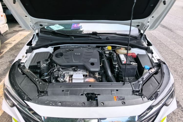 Used Roewe i6 MAX 2020 300TGI Automatic "Swell Cool Smart Drive" Edition Engine Bay