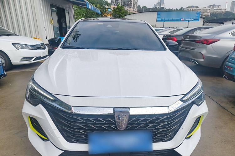 Used Roewe i6 MAX 2020 300TGI Automatic Supreme Edition with Cool Sunroof and Advanced Driving Features Exterior 1