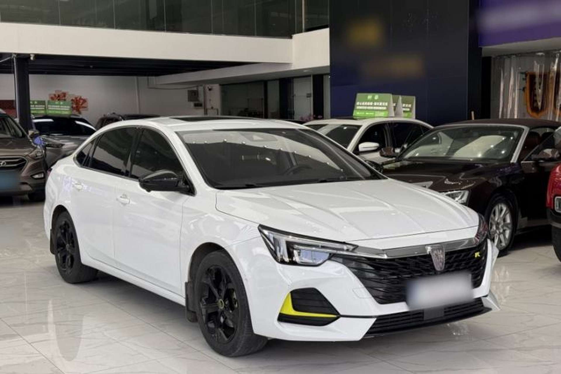 Used Roewe i6 MAX 2020 300TGI Automatic "Swell Cool Smart Drive" Edition Exterior 1