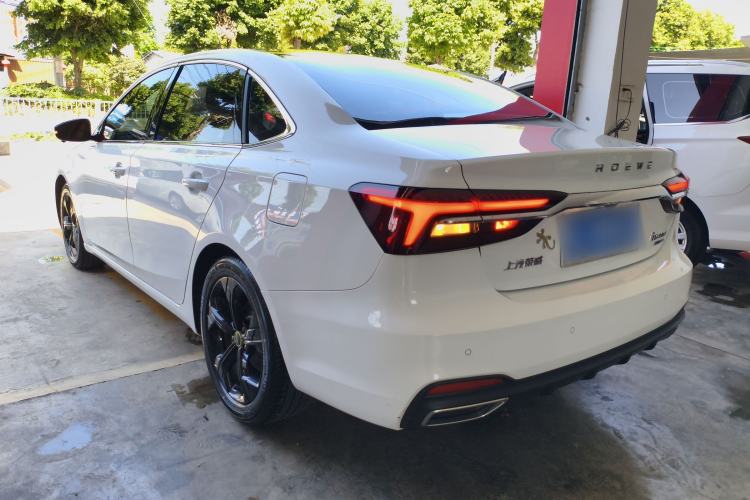 Used Roewe i6 MAX 2020 300TGI Automatic Cool & Stylish Skyroof Edition Exterior 2