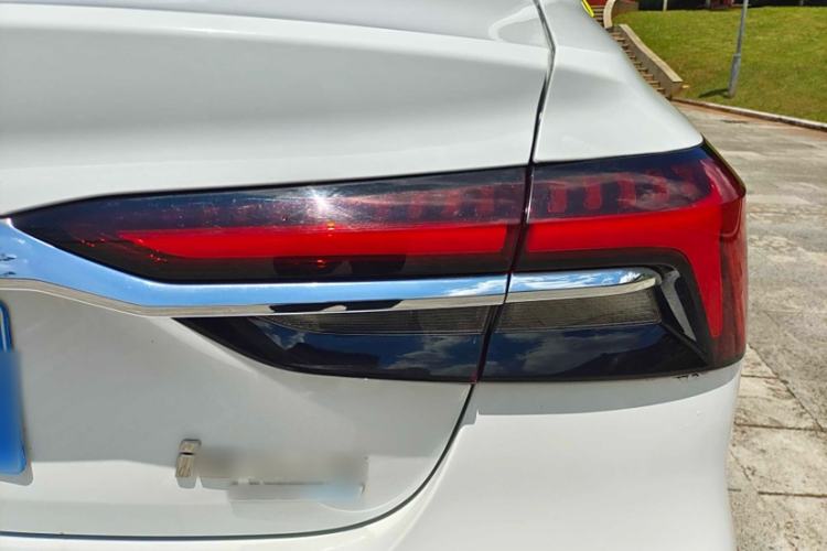Used Roewe i6 MAX 2020 300TGI Automatic "Swell Cool Smart Drive" Edition Exterior 7