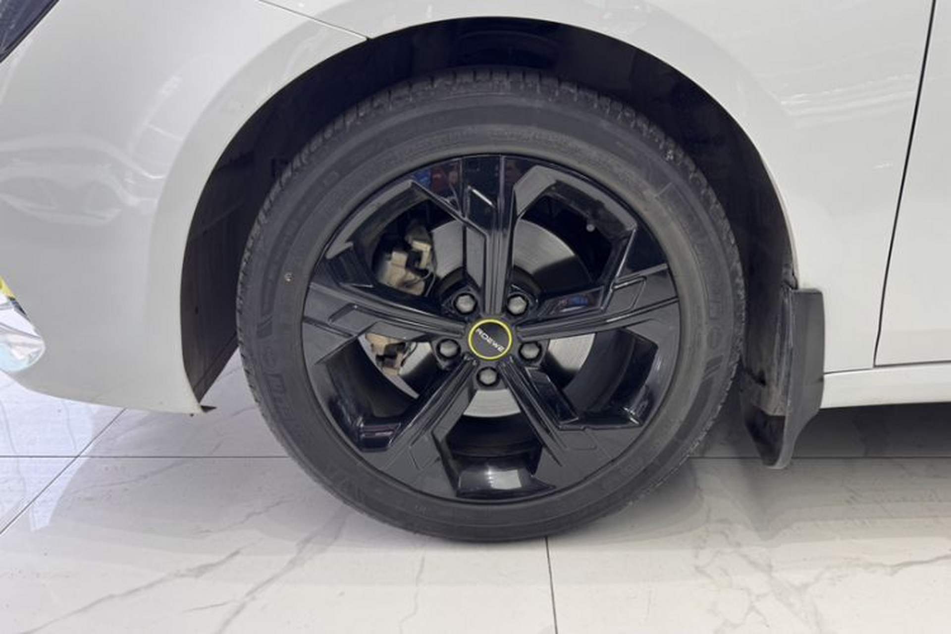 Used Roewe i6 MAX 2020 300TGI Automatic "Swell Cool Smart Drive" Edition Exterior 7