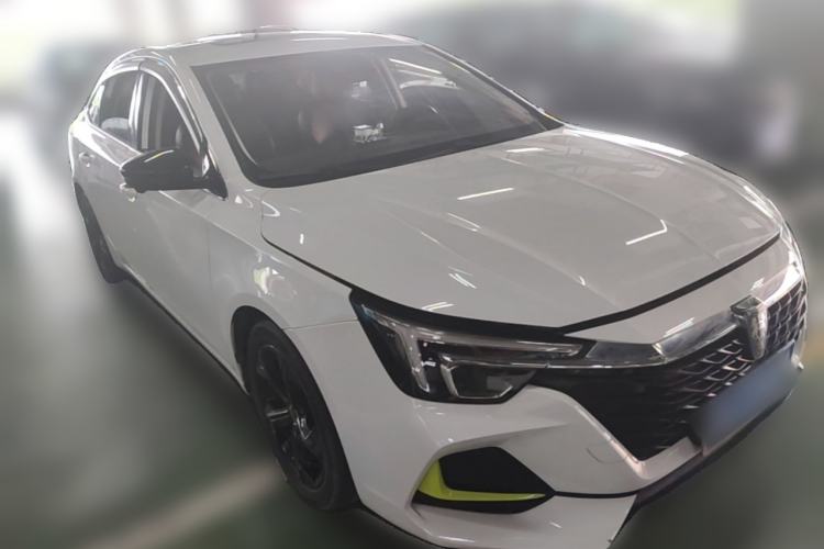 Used Roewe i6 MAX 2020 300TGI Automatic "Swell Cool Smart Drive" Edition Front Right 45 Deg