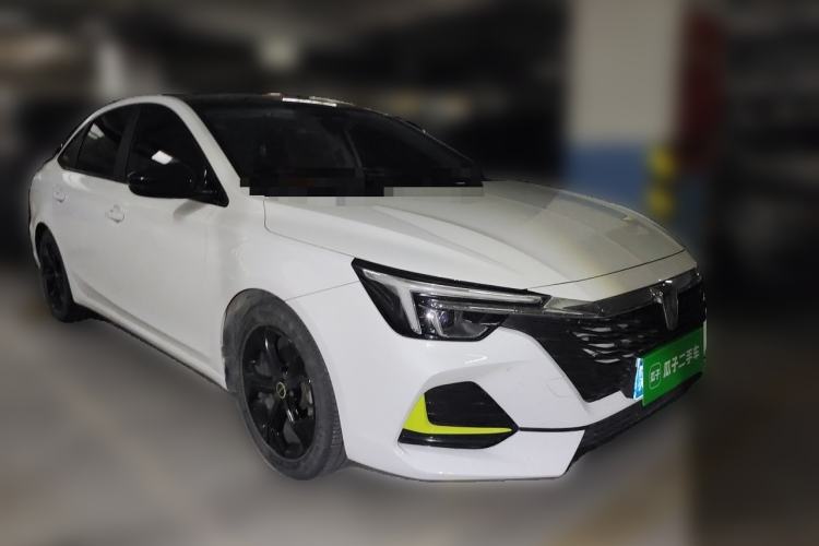 Used Roewe i6 MAX 2020 300TGI Automatic Sporty Cool Edition Front Right 45 Deg