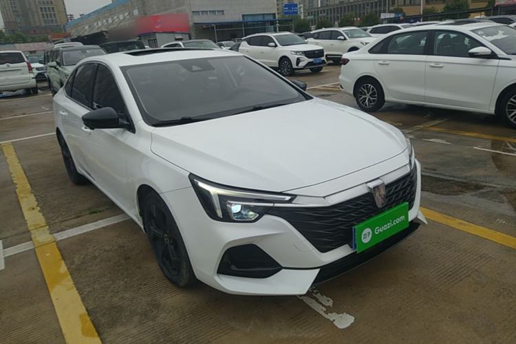 Used Roewe i6 MAX 2020 300TGI Automatic "Swell Cool Smart Drive" Edition Front Right 45 Deg