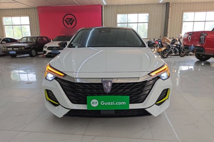 Used Roewe i6 MAX 2020 300TGI Automatic Supreme Edition with Cool Sunroof and Advanced Driving Features Front