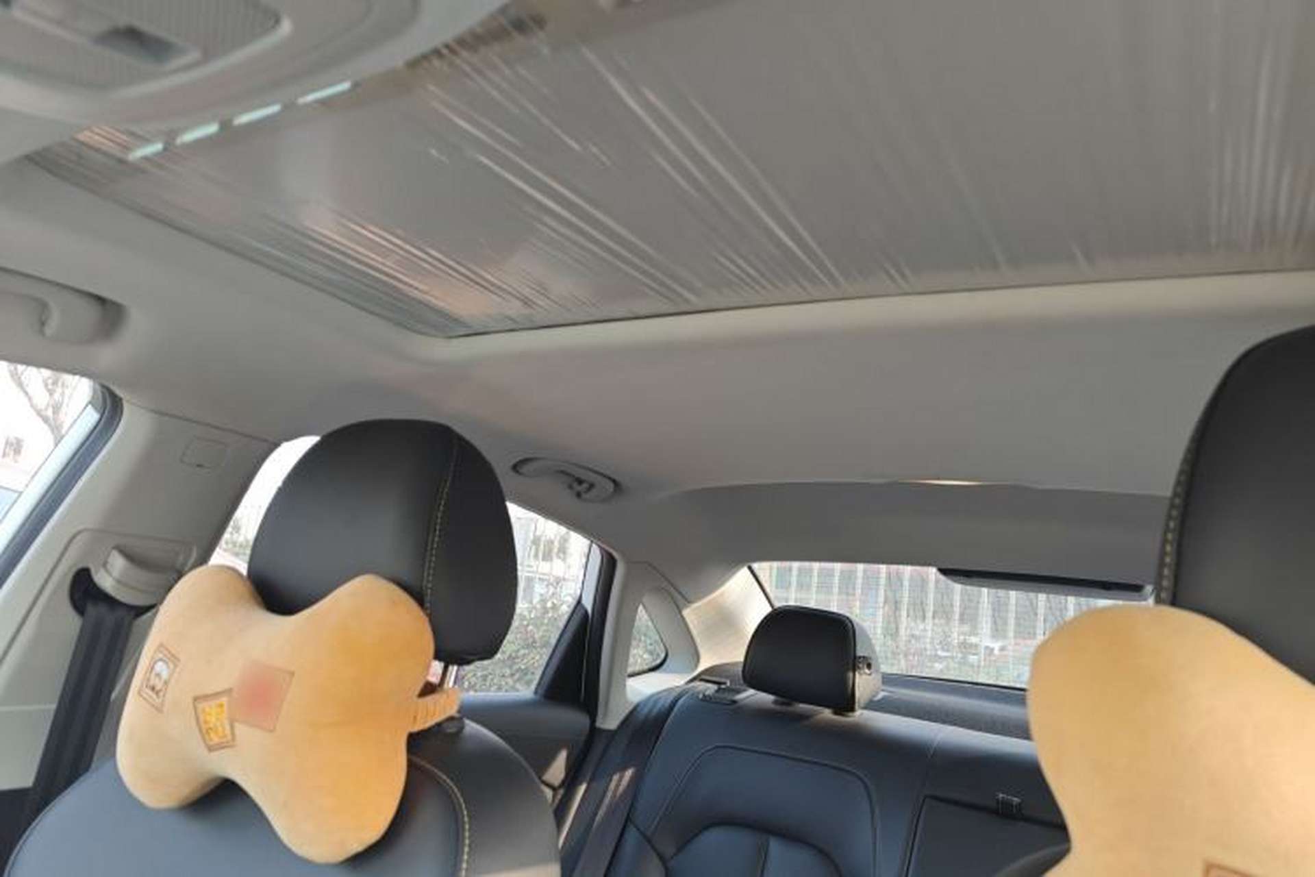 Used Roewe i6 MAX 2020 300TGI Automatic "Swell Cool Smart Drive" Edition Headliner