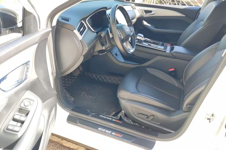 Used Roewe i6 MAX 2020 300TGI Automatic "Swell Cool Smart Drive" Edition Interior 2