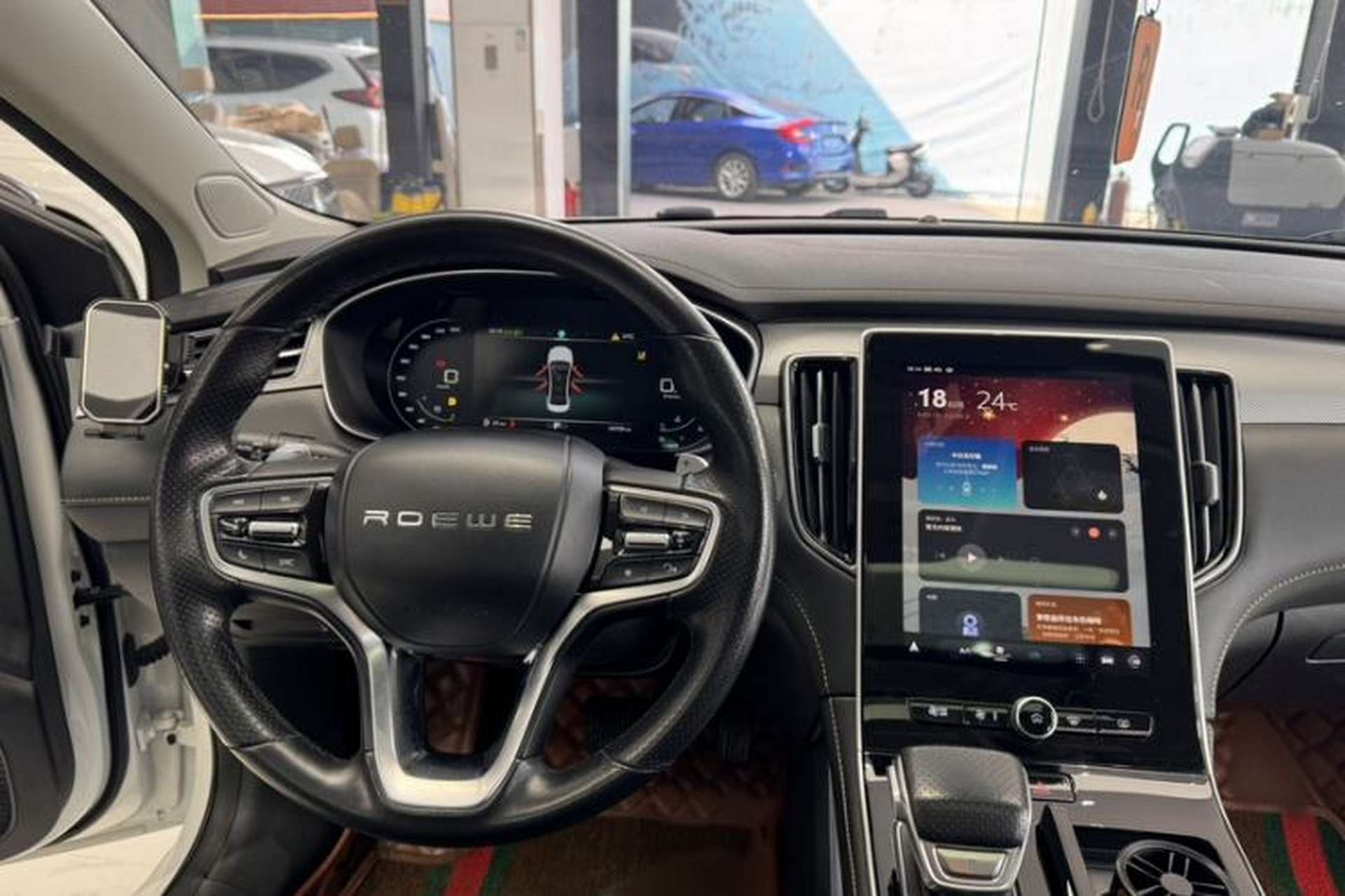 Used Roewe i6 MAX 2020 300TGI Automatic "Swell Cool Smart Drive" Edition Interior 3