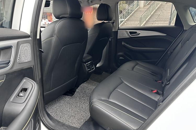 Used Roewe i6 MAX 2020 300TGI Automatic "Swell Cool Smart Drive" Edition Interior 4