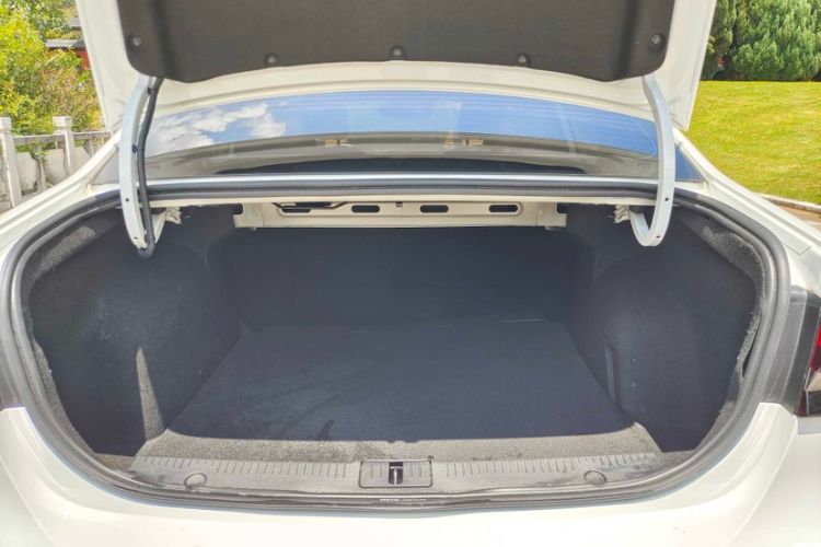 Used Roewe i6 MAX 2020 300TGI Automatic "Swell Cool Smart Drive" Edition Interior 6
