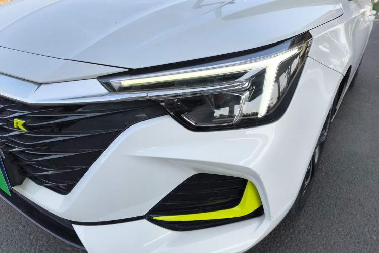 Used Roewe i6 MAX 2020 300TGI Automatic Sporty Cool Edition Left Front Headlight