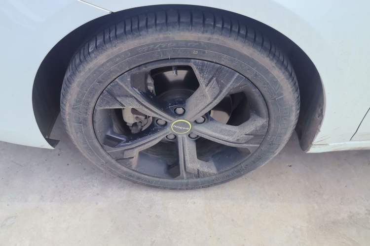 Used Roewe i6 MAX 2020 300TGI Automatic Sporty Cool Edition Left Front Wheel Hub