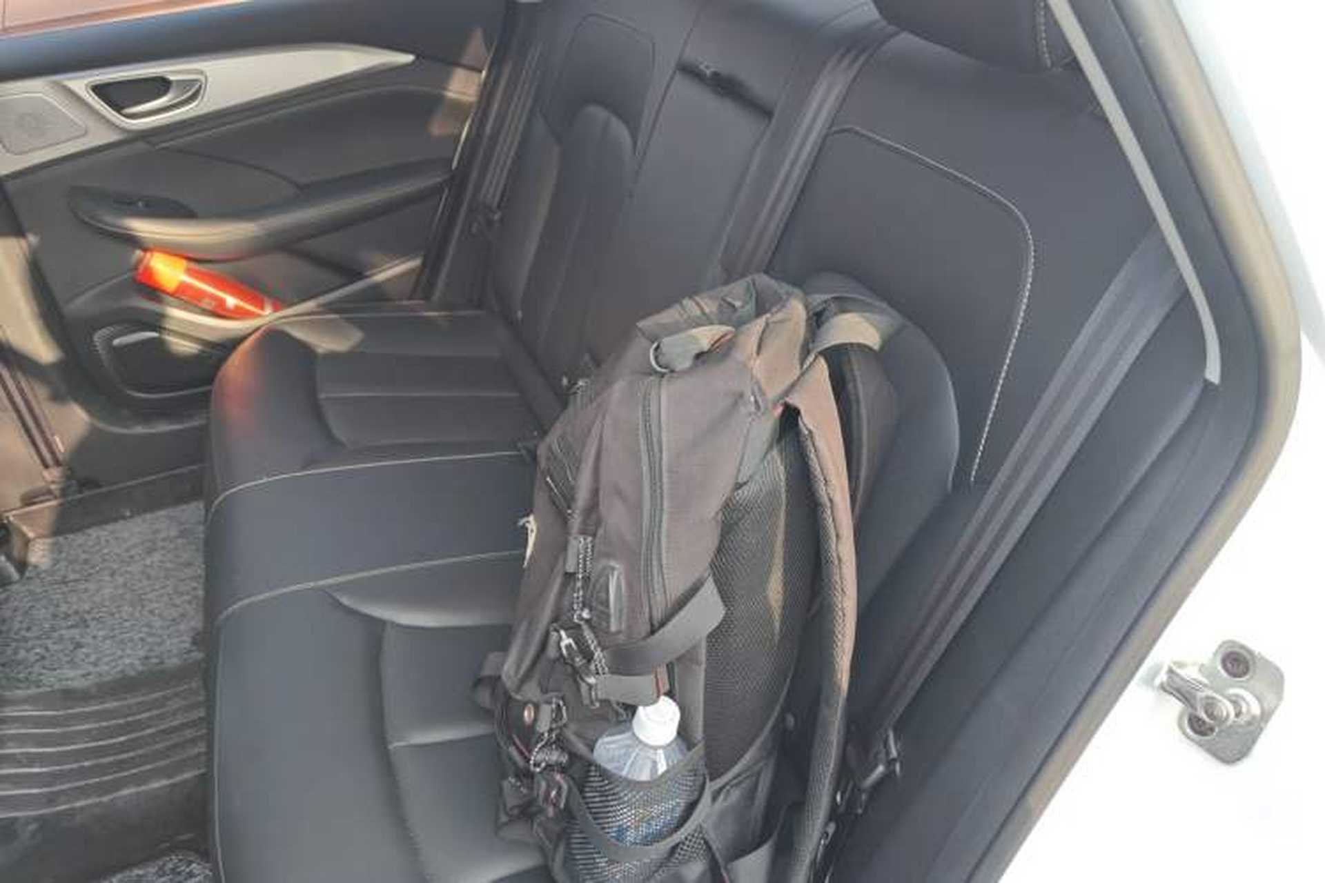 Used Roewe i6 MAX 2020 300TGI Automatic "Swell Cool Smart Drive" Edition Left Rear Seat