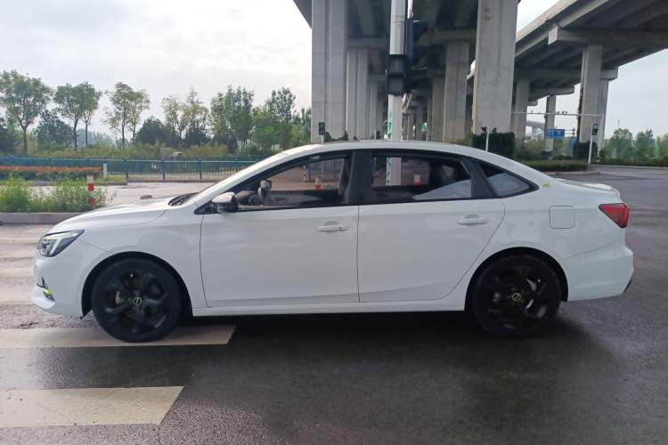 Used Roewe i6 MAX 2020 300TGI Automatic Sporty Cool Edition Left Side