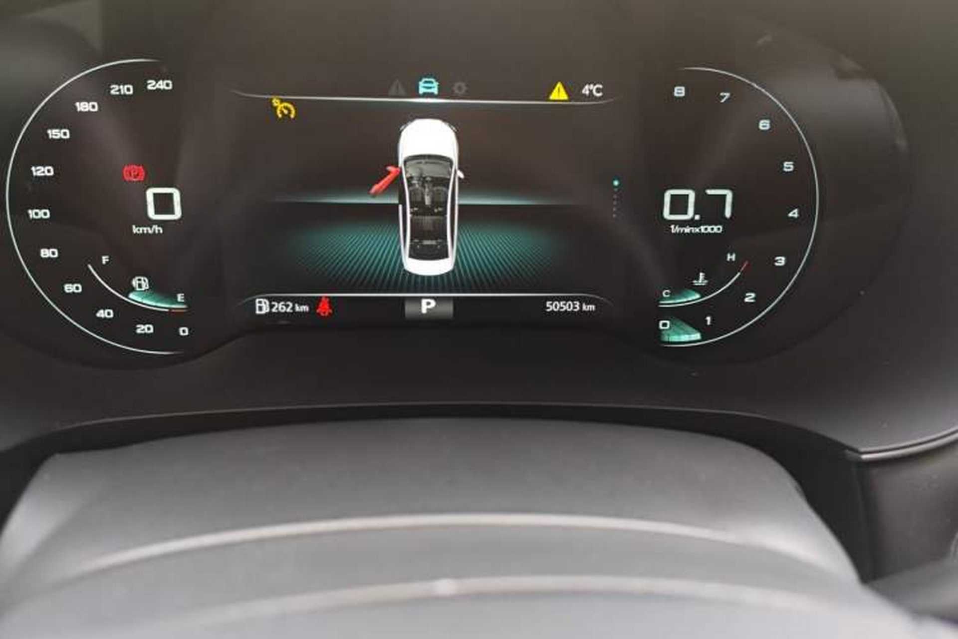 Used Roewe i6 MAX 2020 300TGI Automatic Sporty Cool Edition Odometer Close Up