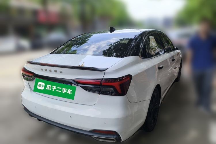 Used Roewe i6 MAX 2020 300TGI Automatic Supreme Edition with Cool Sunroof and Advanced Driving Features Rear Right 45 Deg
