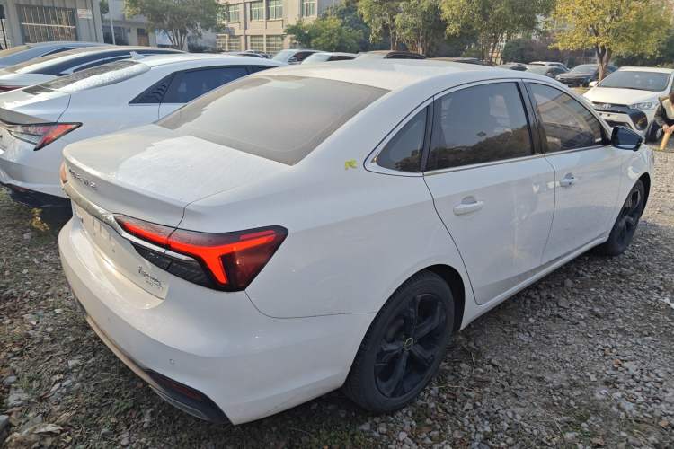 Used Roewe i6 MAX 2020 300TGI Automatic "Swell Cool Smart Drive" Edition Rear Right 45 Deg