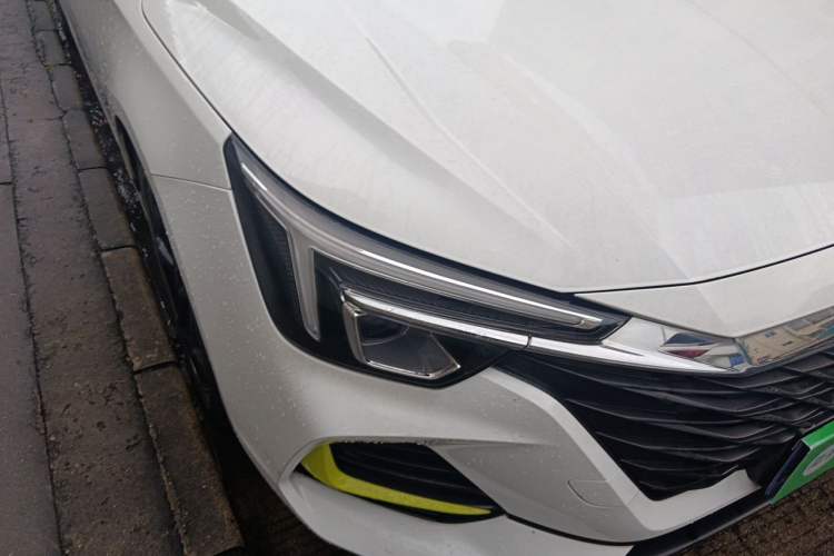 Used Roewe i6 MAX 2020 300TGI Automatic Sporty Cool Edition Right Front Headlight