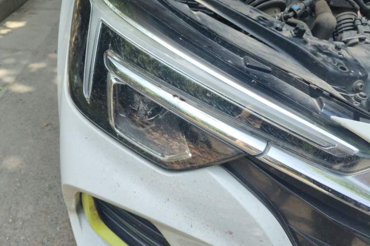 Used Roewe i6 MAX 2020 300TGI Automatic Sporty Cool Edition Right Front Headlight