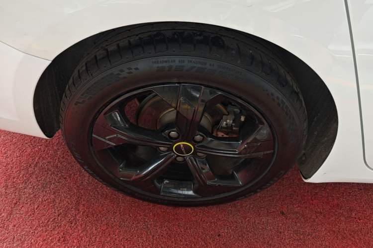 Used Roewe i6 MAX 2020 300TGI Automatic Sporty Cool Edition Right Rear Wheel Hub