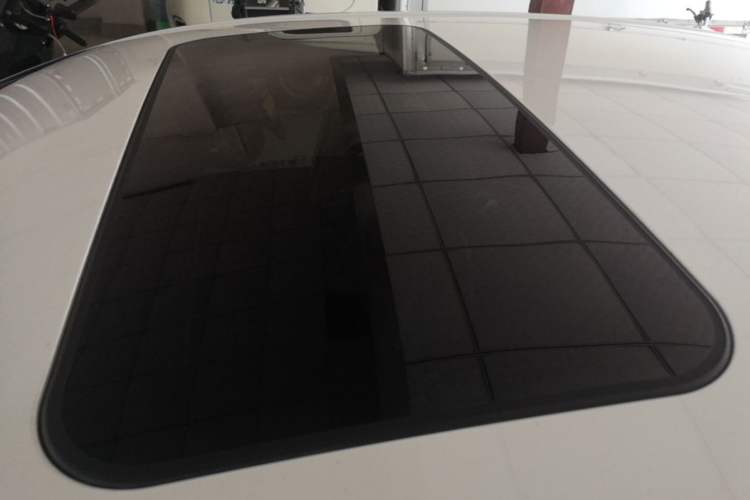 Used Roewe i6 MAX 2020 300TGI Automatic "Swell Cool Smart Drive" Edition Roof