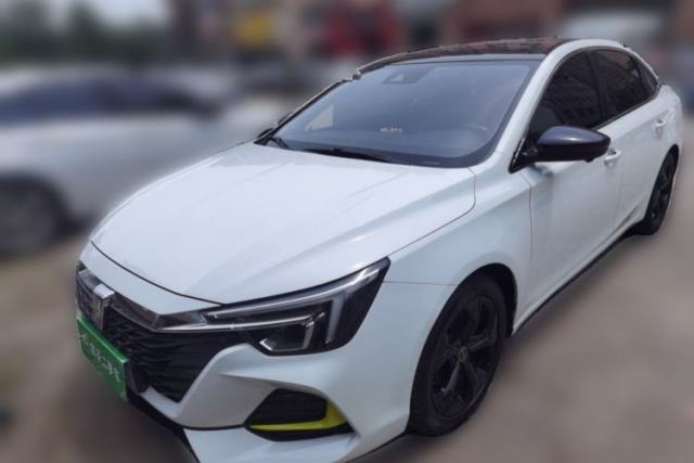 Used Roewe i6 MAX 2020 300TGI Automatic Supreme Edition with Cool Sunroof and Advanced Driving Features