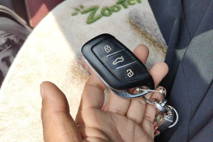 Used Roewe i6 MAX 2020 300TGI Automatic "Swell Cool Smart Drive" Edition Vehicle Key