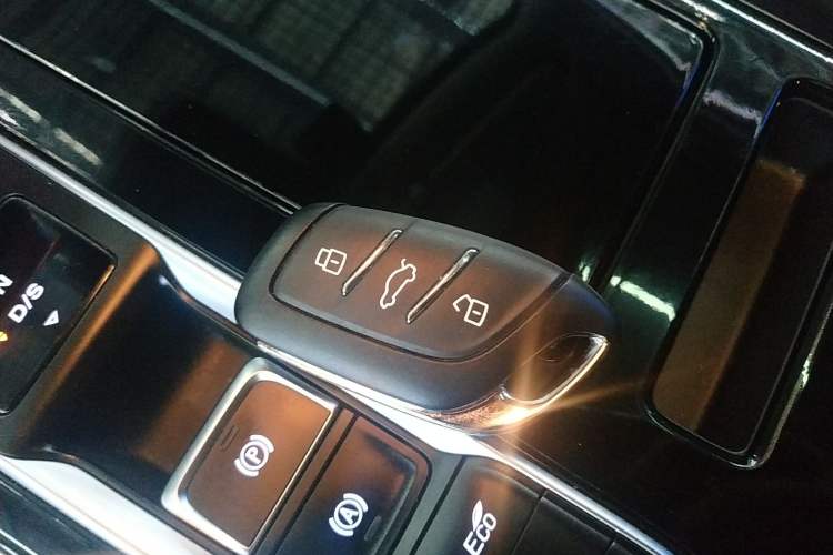 Used Roewe i6 MAX 2020 300TGI Automatic "Swell Cool Smart Drive" Edition Vehicle Key